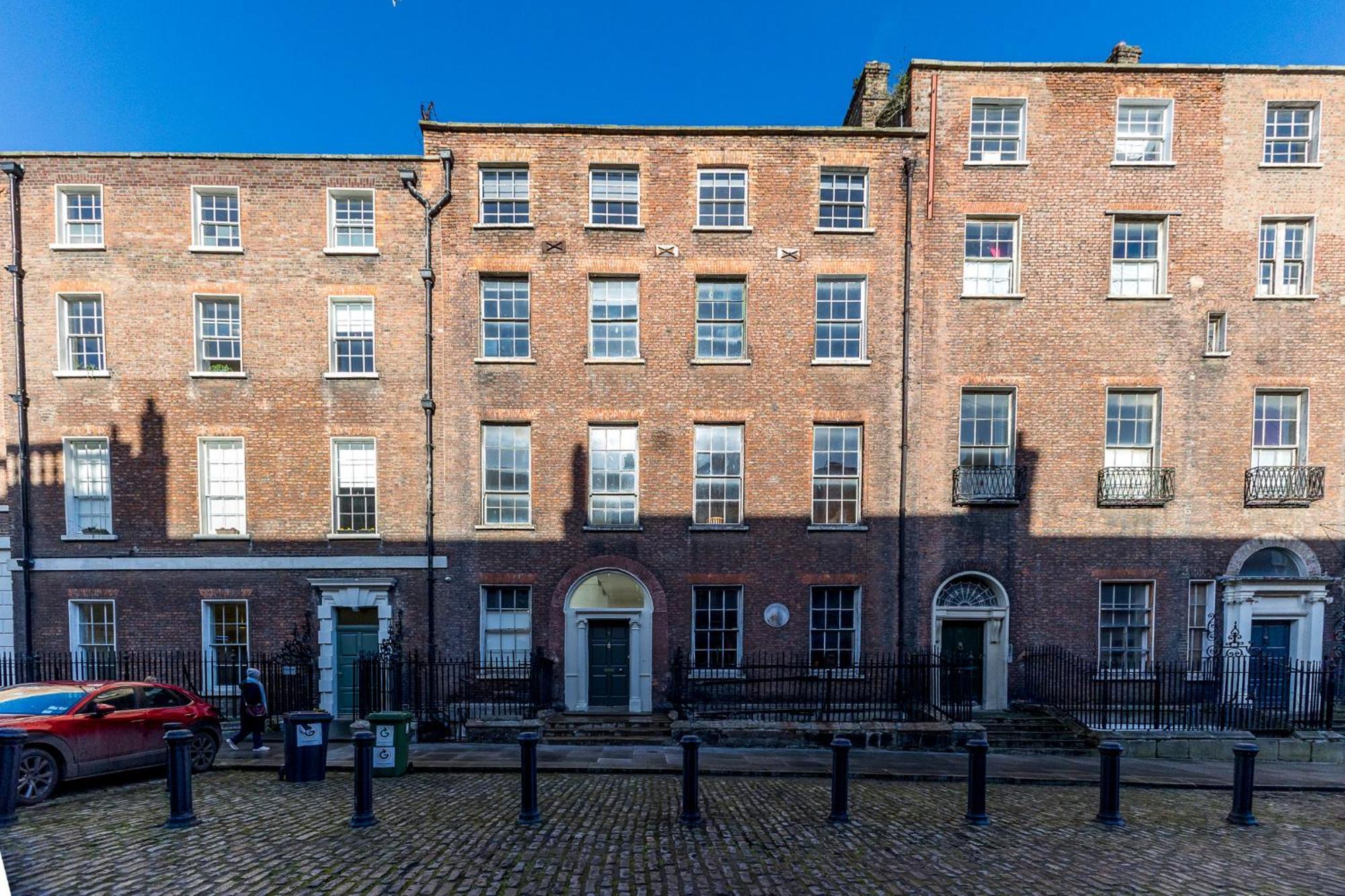 Munster Apartment , 7 Henrietta Street, Dublin City Centre Exterior foto